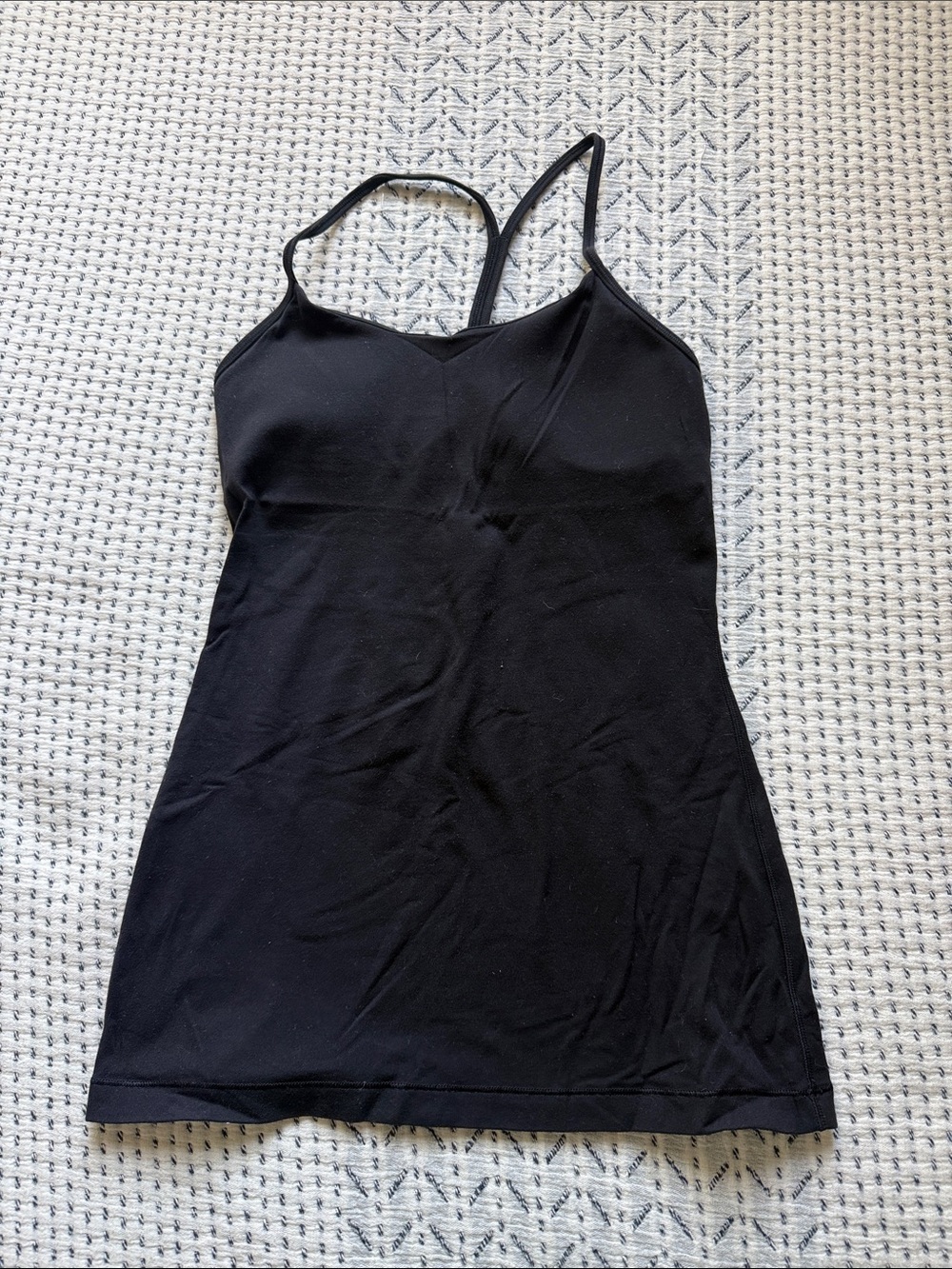 Lululemon Black workout tank top with bra